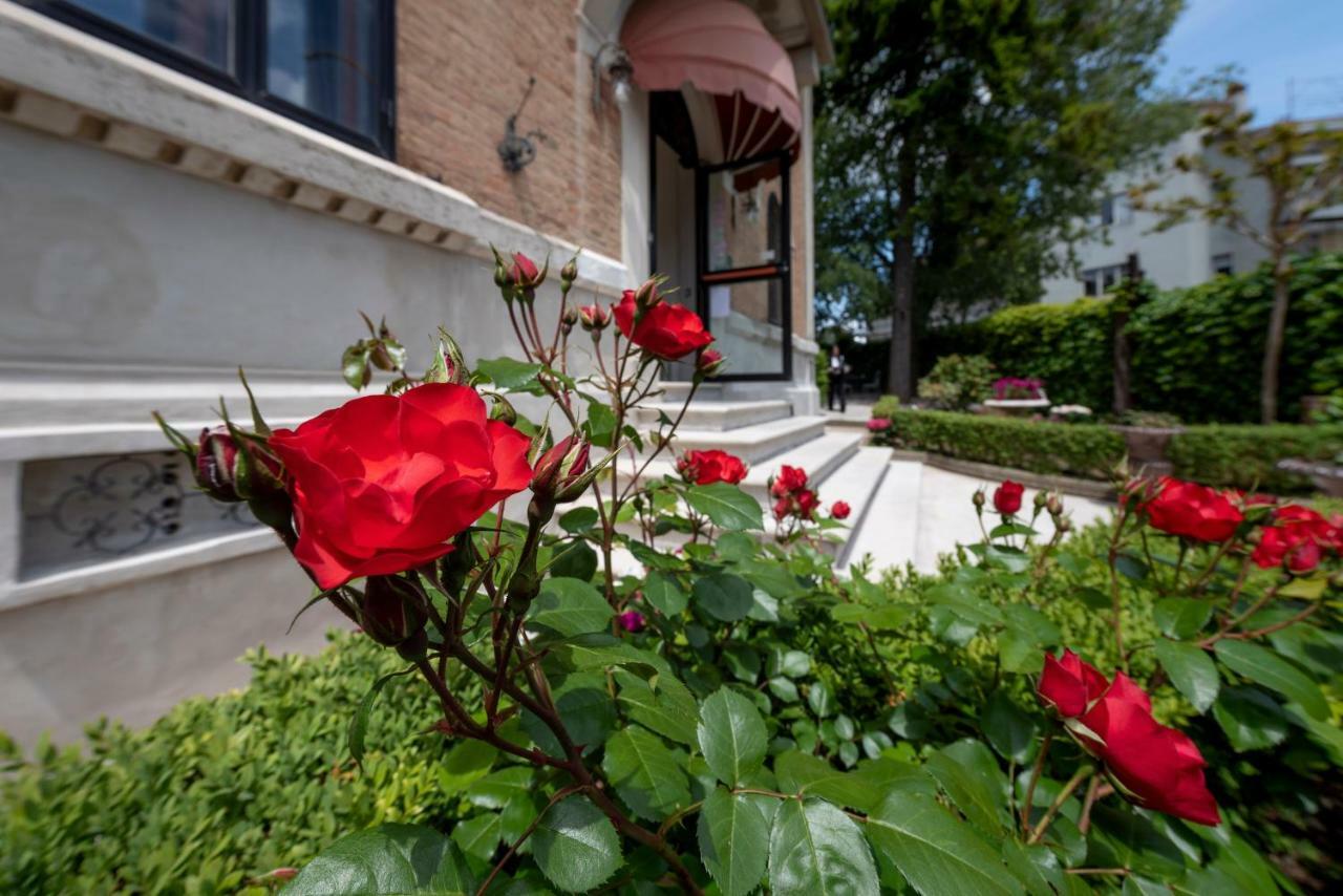 Villa Elda Boutique Hotel Siena Eksteriør bilde
